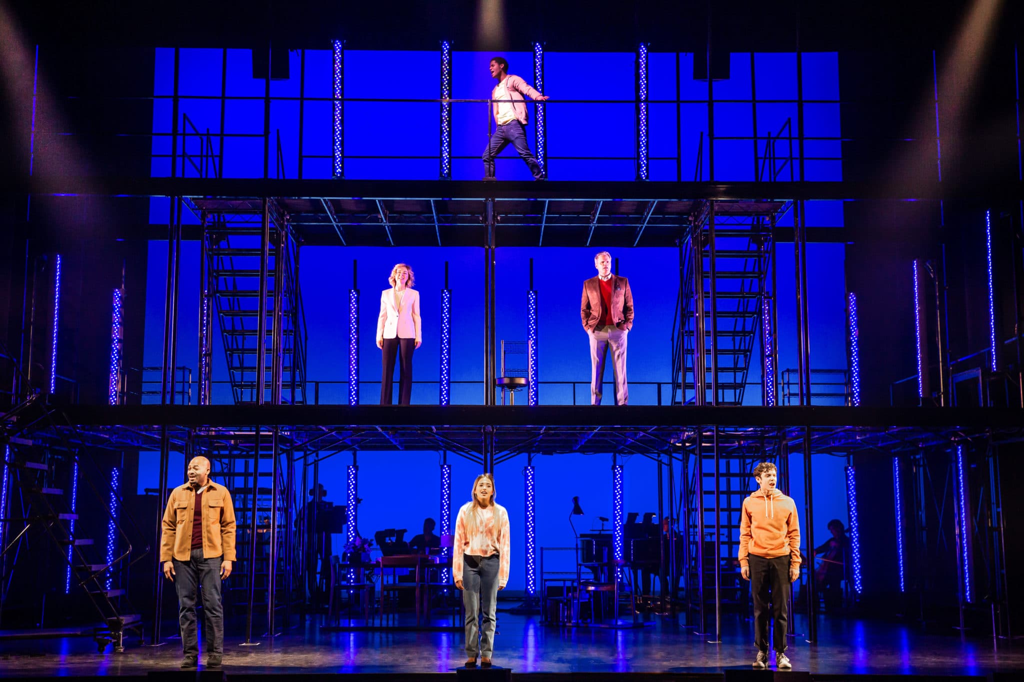 Review Next to Normal, a triumphant performance and allout production