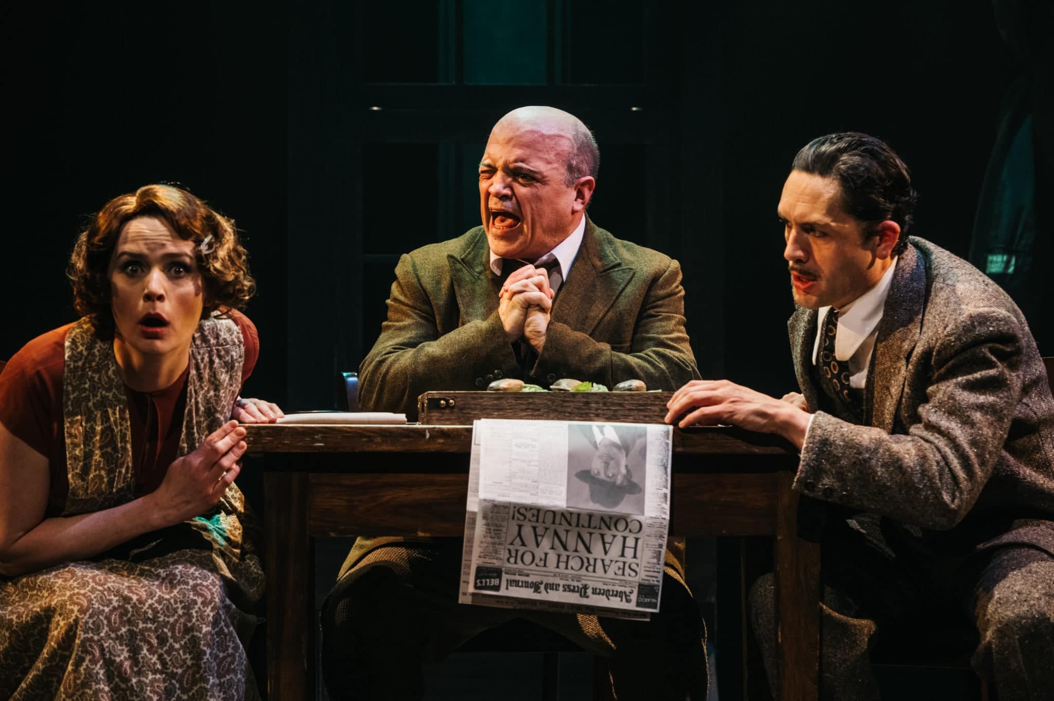 Review: The 39 Steps from Constellation Theatre